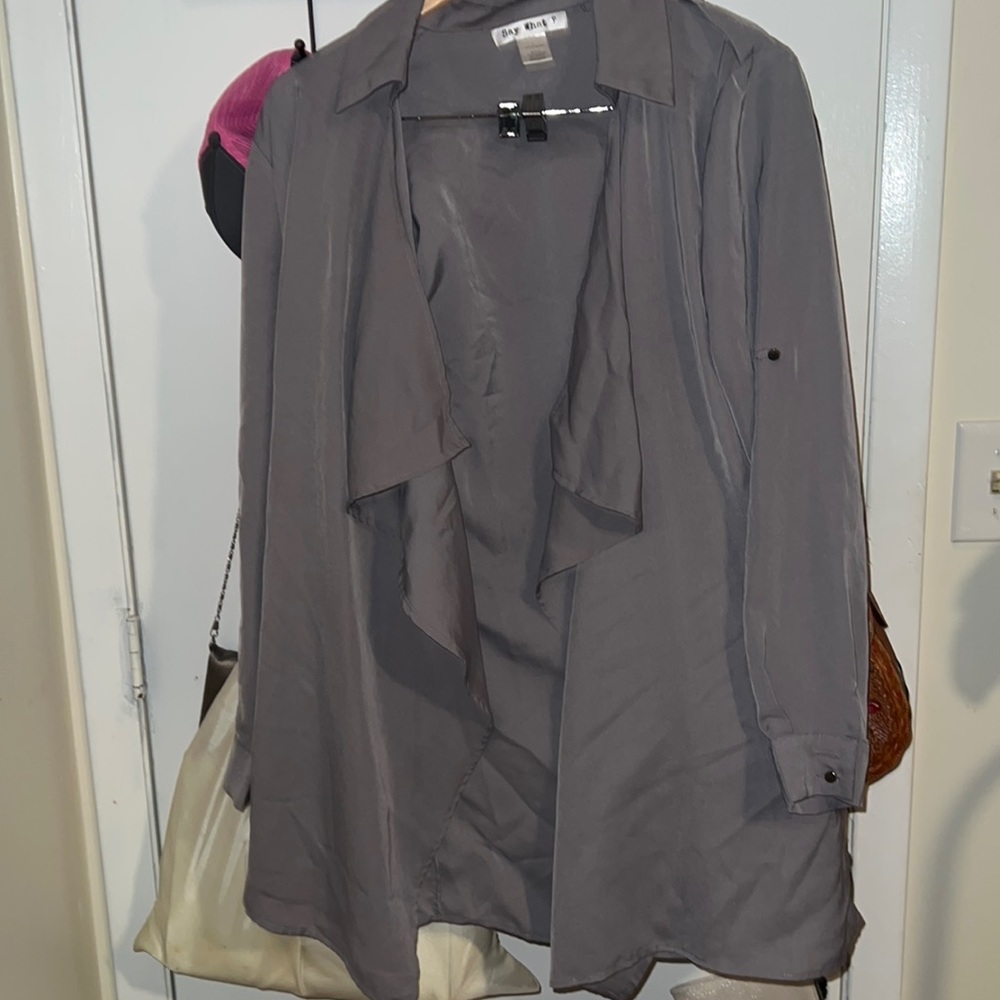 Coat/cover up